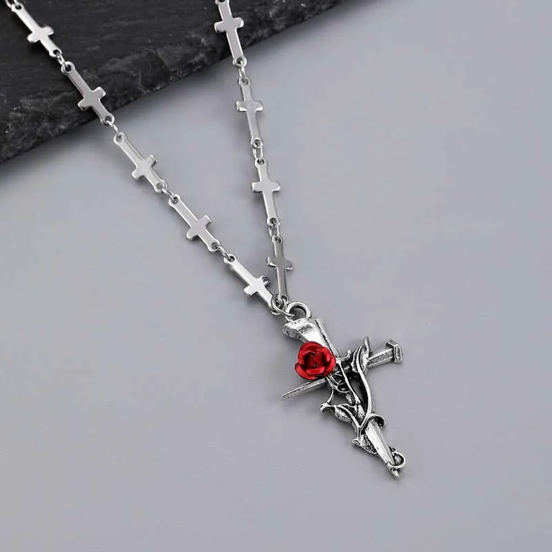 Collar con Dije de Cruz & Rosa Roja en Plata