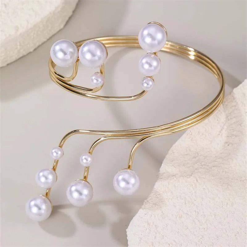 Brazalete Vintage en Oro & Perla en Cascada