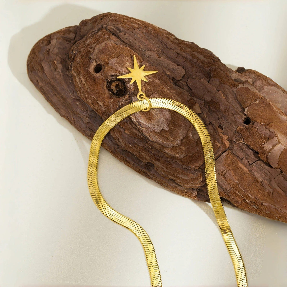 Collar Vintage de Dije de Estrella en Oro