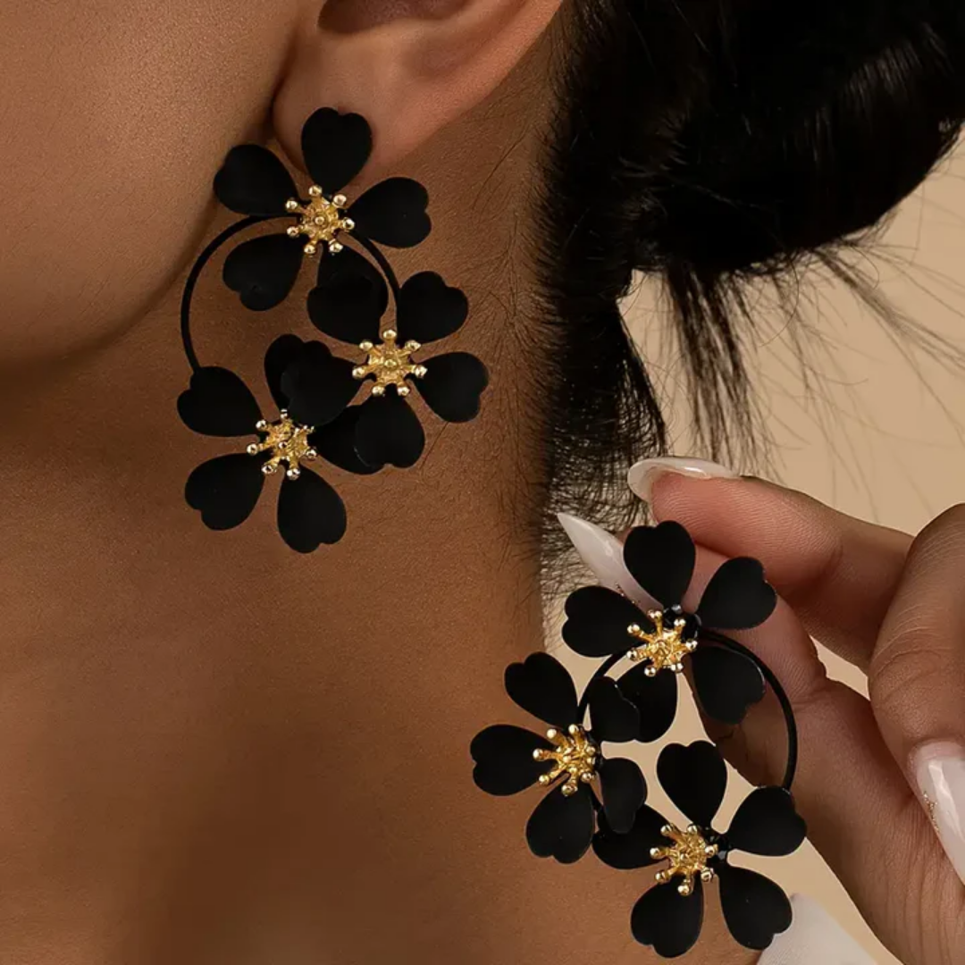 Aretes Colgantes Vintage de Flor Negra